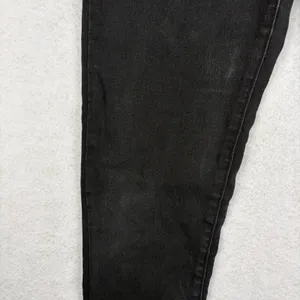 Levi’s 710 Super Skinny Jeans Women’s 14 Black Mid Rise Stretch Denim Casual thumbnail 8