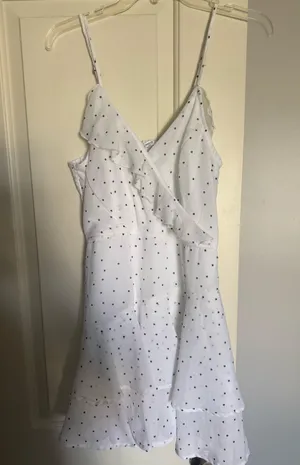 White Polka Dot Dress Size M thumbnail 1