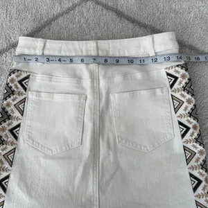 Anthropologie Pilcro and the Letterpress Embroidered Denim Cream Skirt Sz 0P thumbnail 5