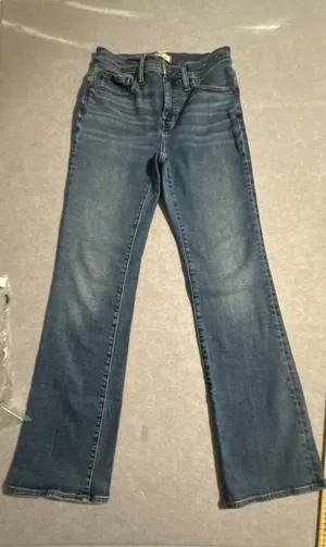 Madewell Kick Out blue jeans in size 26 thumbnail 1