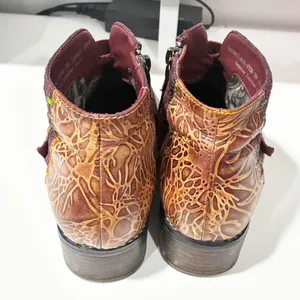 L’Artiste WOMEN’S GEORGIANA HANDPAINTED ANKLE BOOTS Red Buckle Size 39/9 thumbnail 4