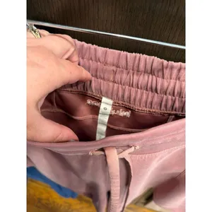 Lululemon women's 14‎ align joggers & Softstreme pink shorts thumbnail 3