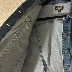 Abbott Elementary‎ Teachers Edition Volume 1 Denim Jacket Medium Wash XL NEW thumbnail 5