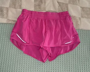 Lululemon Hotty Hot Short II *2.5" Ripened Raspberry size 8 thumbnail 1