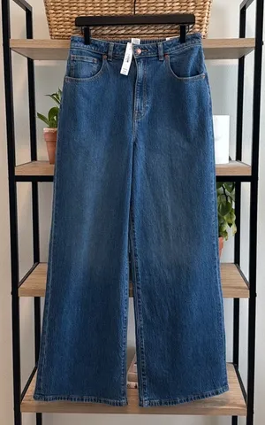 NWT PINK DENIM Victoria's Secret High-Rise Straight Leg Jeans, 12 thumbnail 1