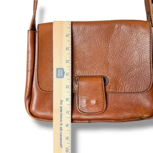 Vintage Genuine Leather Shoulder Bag Single Strap & Pockets‎ Made In Columbia thumbnail 11