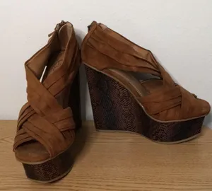 New Women’s Sexy Snake Print Suede Feel 5.5” Wedges Brown Size 5.5 thumbnail 1