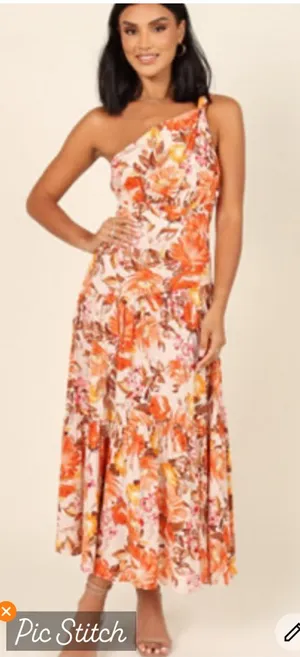 Petal & Pup Marietta One Shoulder Maxi Dress thumbnail 1