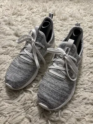 adidas Cloudfoam Sneakers Women’s Size 6.5 Grey and White Knit Lace-Up Sneakers thumbnail 1