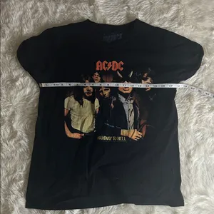 AC/DC Band T-Shirt thumbnail 5