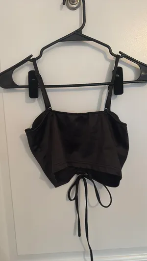 Peach Puff Crop Top Black thumbnail 3