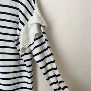 NWT Honey Punch Sweater▪️size S thumbnail 4