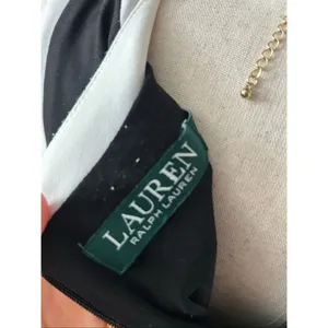 Ralph Lauren Black and white short dress sleeveless with the white trim size 10 thumbnail 6