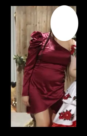 TCEC burgundy one sleeve satin mini dress thumbnail 3