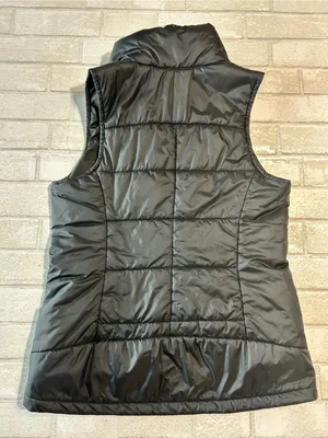 Calia Black Quilted Puffer Vest Outdoors size Medium thumbnail 2