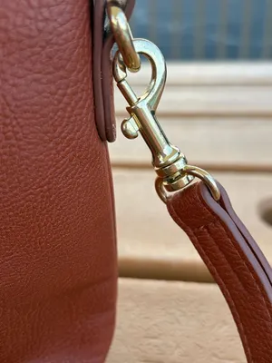 Universal Threads Brown Faux Leather Slouchy Crossbody Bag thumbnail 5