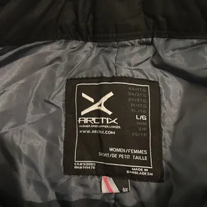 NWT Arctic Women’s Black Ski or Snow Pants Sz L thumbnail 3