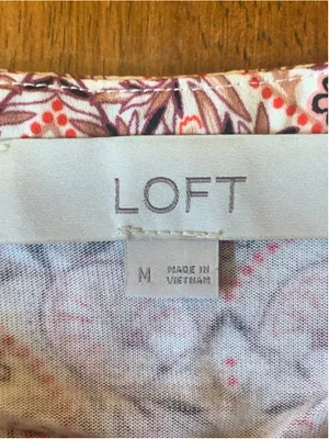 Loft Top Medium Cream with Red Black Floral Design thumbnail 2