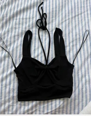 Elodie Crop Top Black thumbnail 3