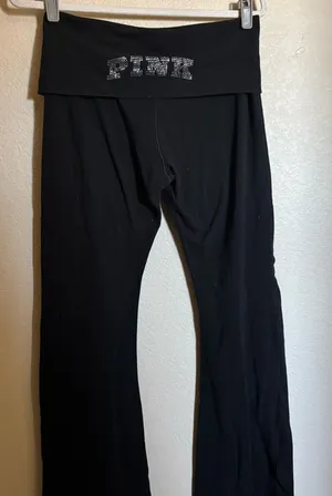 PINK‎ Victoria's Secret Rhinestone Embezzled Fold Over Flare Leggings Sz L Black thumbnail 1