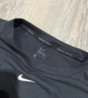 Nike cropped tee shirt  thumbnail 5