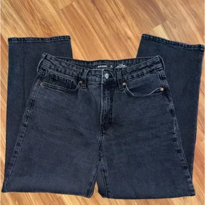 Old Navy OG Loose High-Rise Jeans thumbnail 3