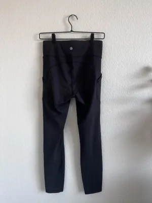 Lululemon Invigorate HR Tight 25” 6 Black thumbnail 4