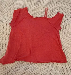 We The Free Cold Shoulder Top Size XS Red Asymmetric Strap thumbnail 1