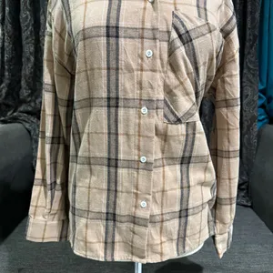 Women Plaid Tan & Black Collared Long Sleeve Buttondown Relaxed Fit Shirt‎ Sz L thumbnail 3