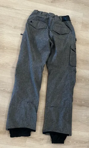 Men’s Burton Snowboard Cargo Pants thumbnail 4
