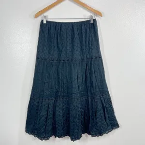 St. John's Bay Vintage Tiered‎ Eyelet Midi Skirt Women's PS Petite Washed Black thumbnail 2