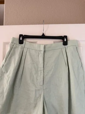 Abercrombie & Fitch High Waisted Light Green Linen Blend Shorts thumbnail 3