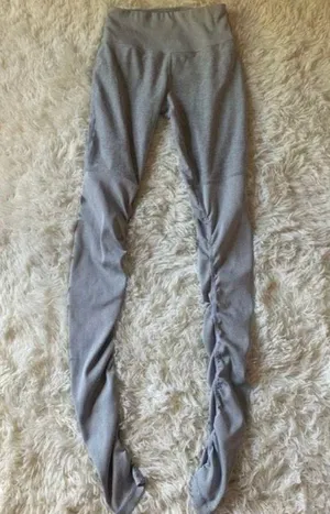 Alo Yoga Gray Ribbed Goddess Leggings thumbnail 4