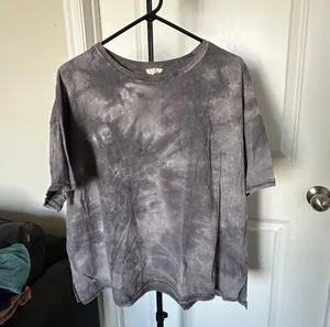 Grey Tie Dye Top Gray Size L thumbnail 1
