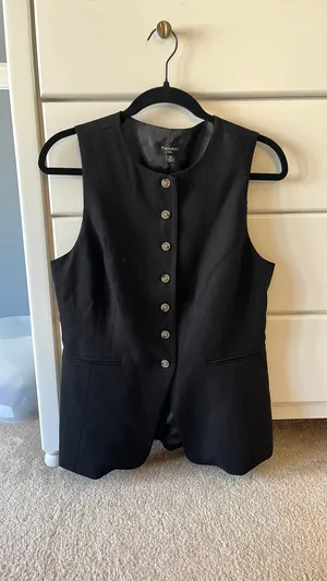 Tahari Black button up vest thumbnail 1
