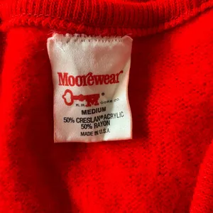Vintage ‘80s Moorewear Rockmont Summer Camp Red V-Neck Pullover Unisex Sweater thumbnail 7