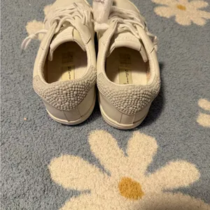 Vintage Havana White Pearl Star Sneakers - Perfect for Brides or Brides to Be thumbnail 3