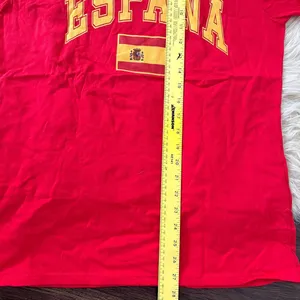NWOT Red "Espana" Spanish Flag Graphic T-shirt Size L thumbnail 3