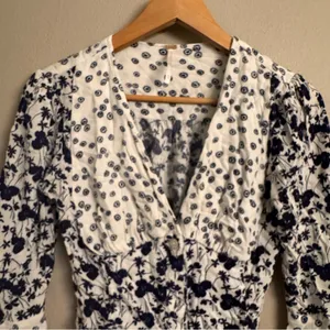 FREE PEOPLE‎ Floral Blouse thumbnail 5