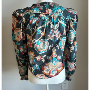 Love the Label Anthropologie Navy Gathered Ruffle Blouse Longsleeve Size XS thumbnail 4