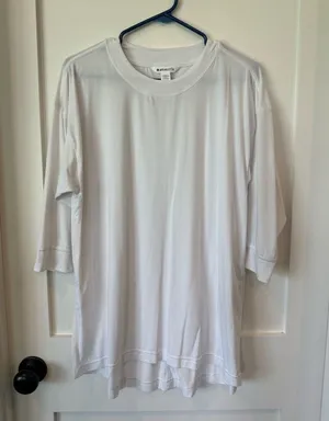 Athleta women’s White Short-Sleeve 3/4 sleeve dri fit fabric Crew Tee thumbnail 1