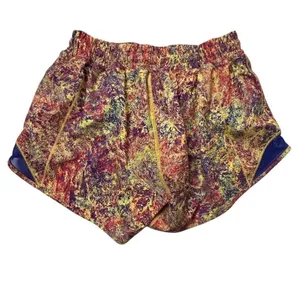 Lululemon Seawheeze‎ 2019 Hotty Hot Shorts Women's Size 6 Multicolor thumbnail 2