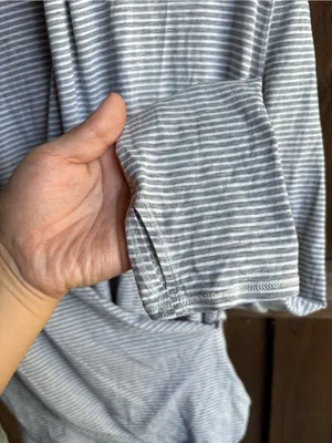 Lululemon Gray Microstriped Drape Wrap Long Sleeve thumbnail 3