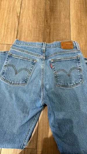 Levi Jeans Size 27 thumbnail 3