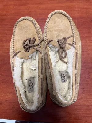 Ugg moccasins size 8 // 091006 thumbnail 1