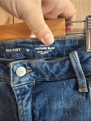 Women’s Old Navy High Rise Vintage Slim Straight-Leg Dark Blue Jeans Size 16 thumbnail 3