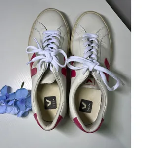 Veja Esplar White Leather Pink Logo Low‎ Top Sneakers Womens Size 9 EUR 40 thumbnail 3