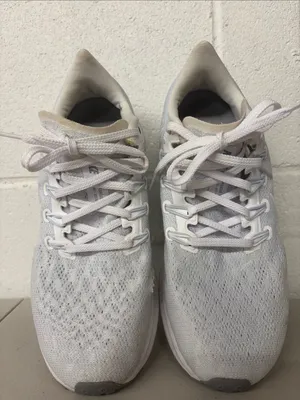 Nike sz 8 Women’s Light Gray/White Running Sneakers AQ2210-100 thumbnail 3