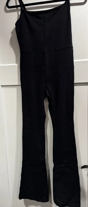 Aritzia Divinity Wilfred Jumpsuit Flare thumbnail 1