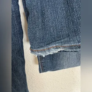 Y2K l.e.i. Style‎ Ashley Low-Rise Flare Jeans Size 9 Regular Distressed Denim thumbnail 7
